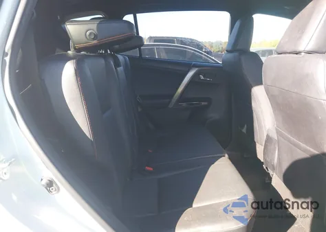 2016 Toyota Rav4 Se z USA, uszkodzony, nr VIN JTMJFREV4GJ068267